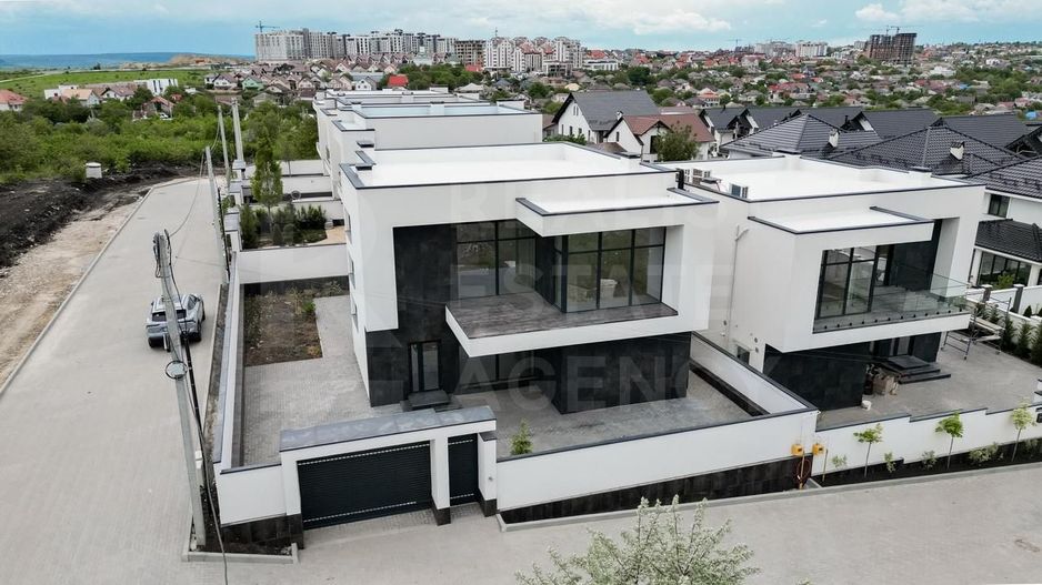 Casă , Hitech, 180 mp, str. Alexandru Donici, Durlești - Poză 1