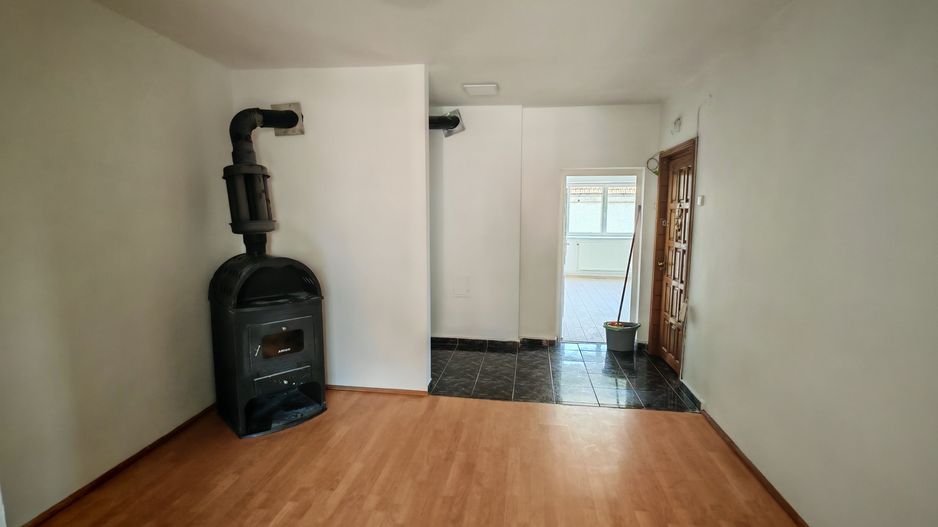 Apartament in vila,Bartolomeu,120 mp,3 camere,Spatiu depozitare 50mp - Poză 12