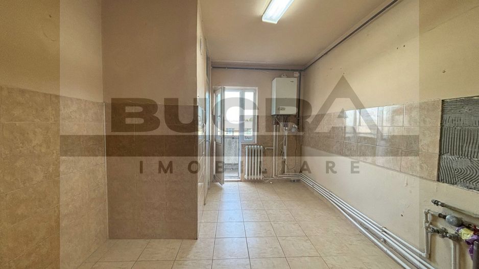 Apartament 3 camere decomandate, 65 mp, 3 balcoane, zona Titulescu - Poză 1