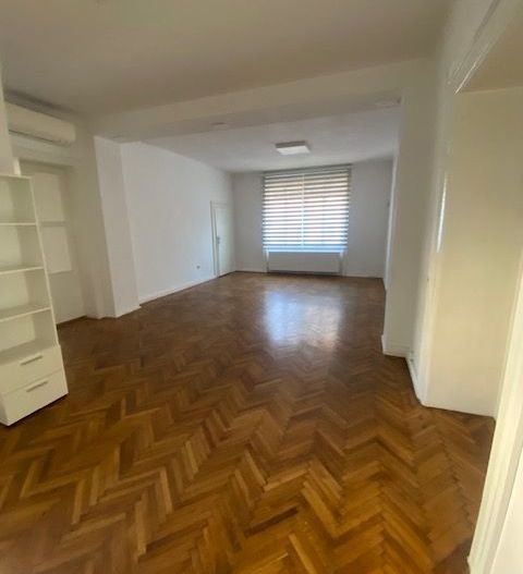 Spatiu de birou zona centrală - Poză 3