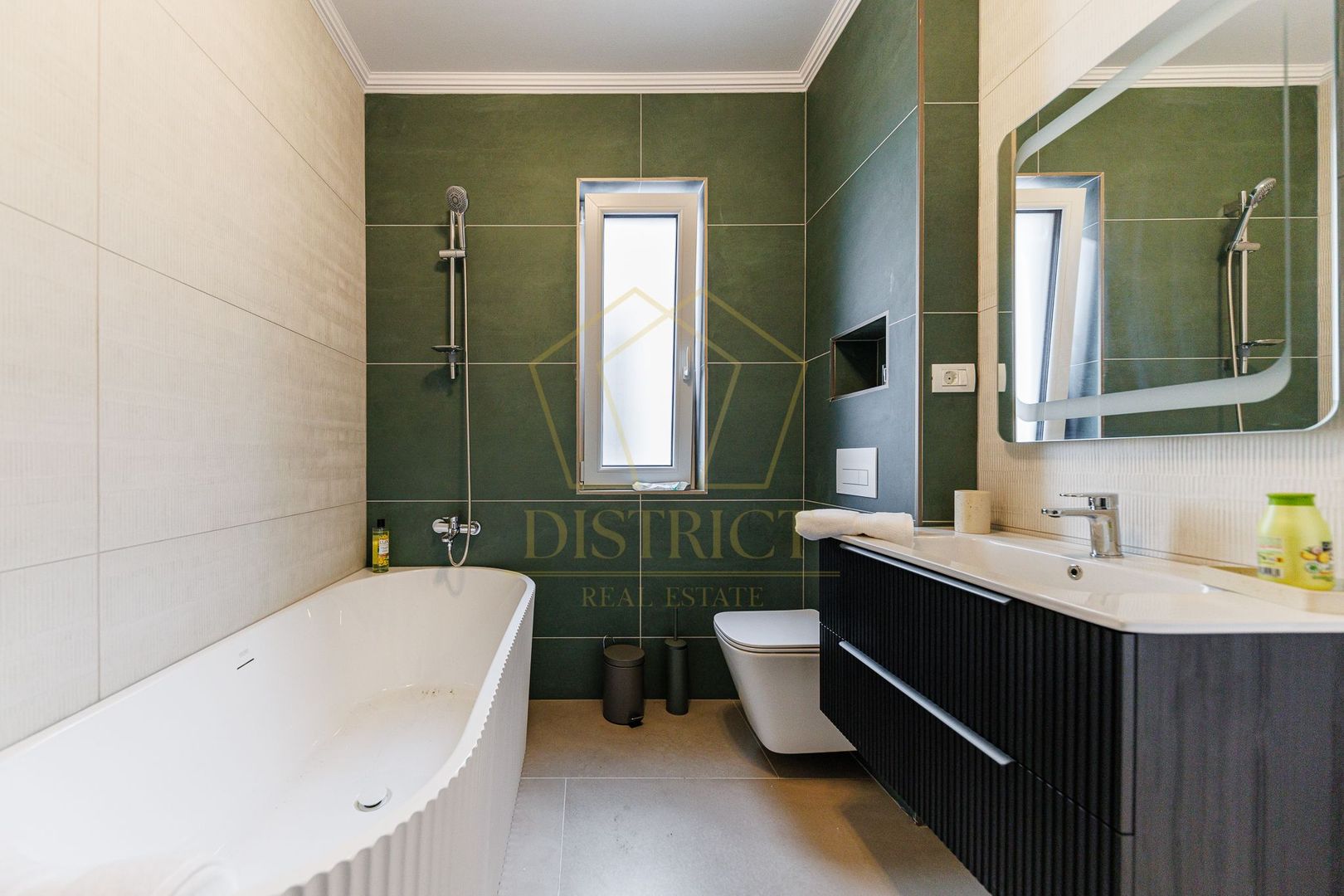 Duplex modern cu 4 camere despartit prin camera tehnica I Mosnita Noua - Poză 23