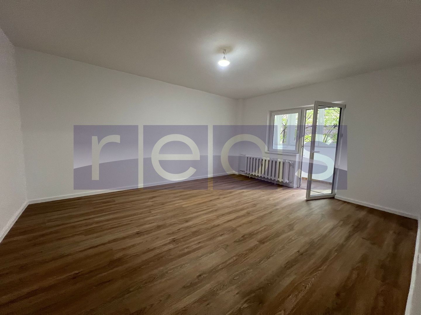 VANZARE 3 CAMERE | DECOMANDAT- VEDERE MIXTA |  ZONA NERVA TRAIAN - Poză 1