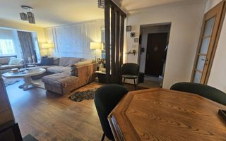 Apartament 3 camere Cetate et.3 pivnita bloc caramida - Poză 2