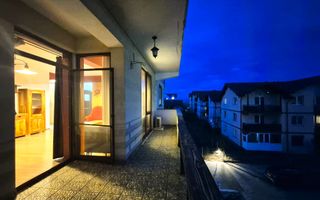 Bloc nou, sectiune mare, apartament 3 camere cu semineu, terasă mare si garaj - Poză 2