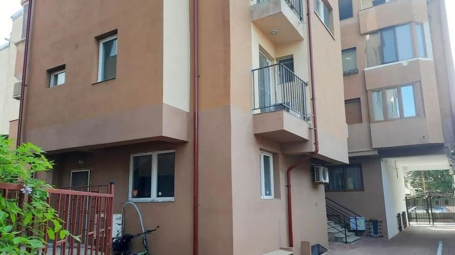 Apartament 4 camere nemobilat Stefan cel Mare de inchiriat bloc 2013 - Poză 11