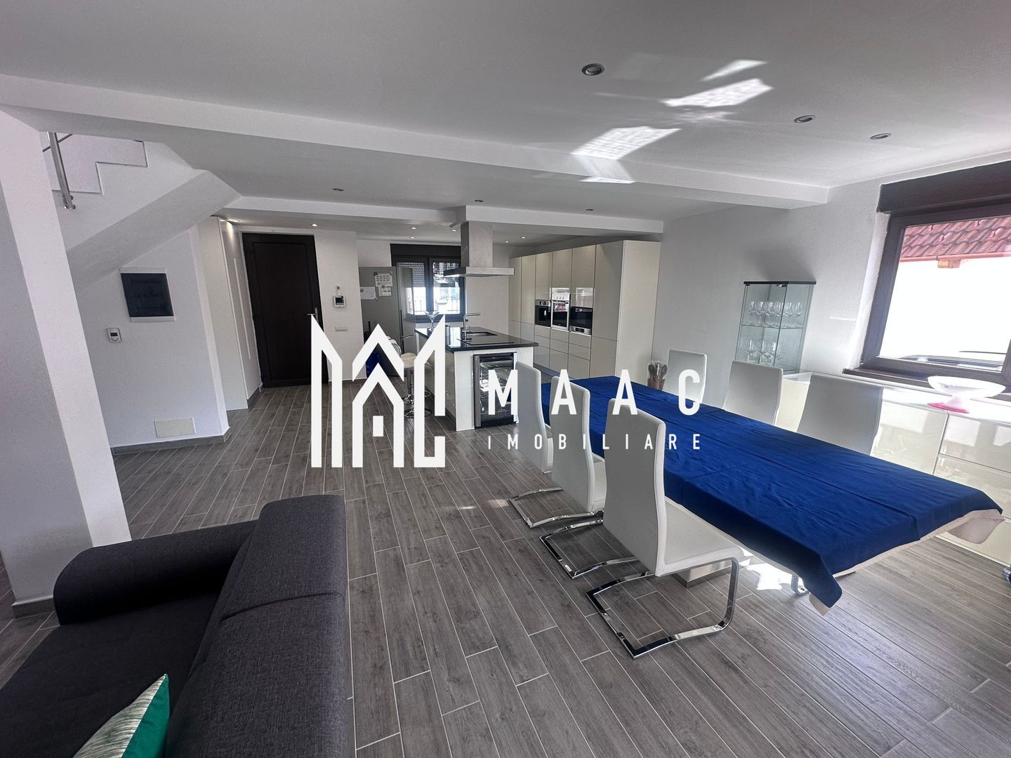 Proprietate deosebită în Tălmaciu | Încălzire în pardoseală | Dotări de top - Poză 7