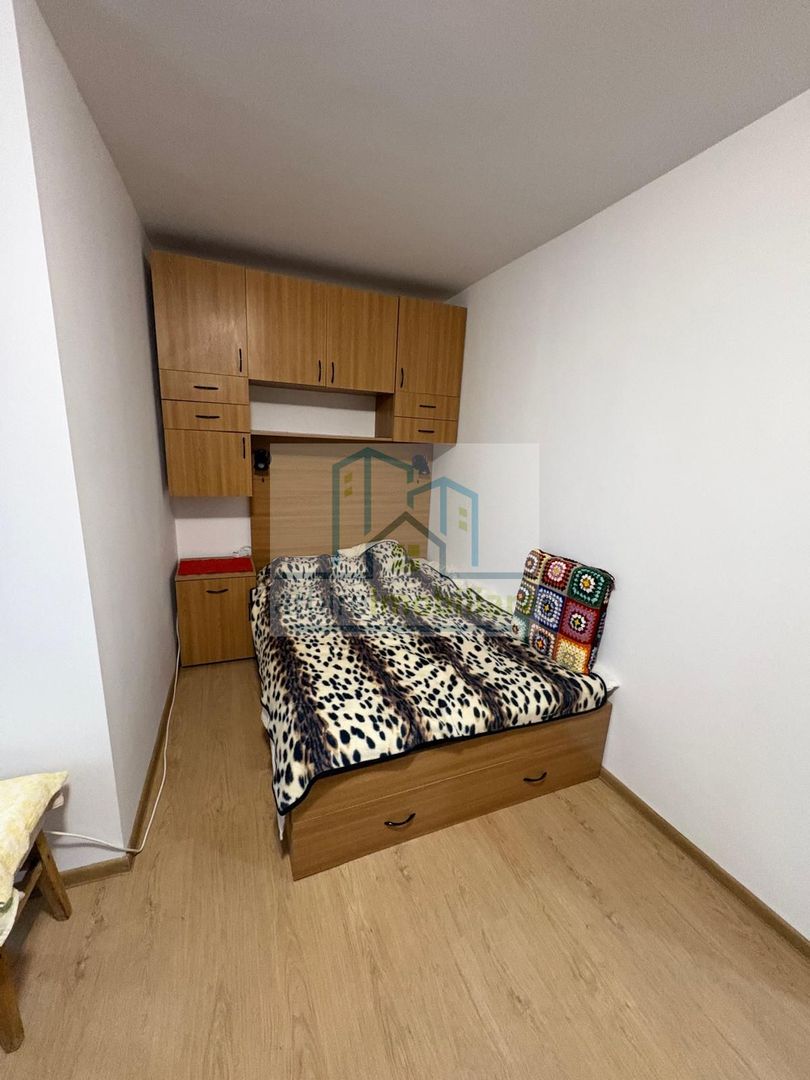 Vanzare Garsoniera zona Giulesti - Poză 2