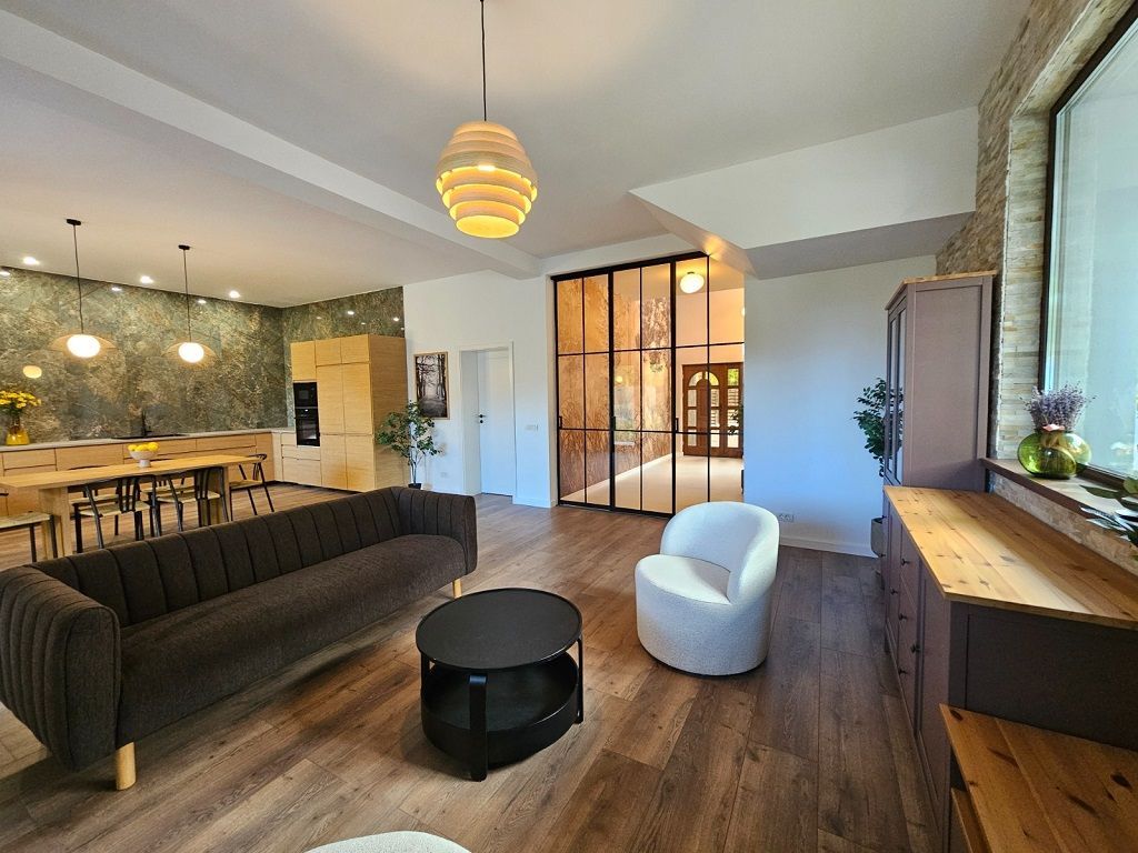 Vila unica in Snagov  cu 6 camere in stil american  | Langa padure | OFERTA - Poză 4