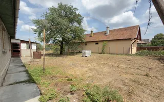 Casă 3 camere, Teren 1036 mp Front 22 m - Str. Florilor 46 - Carei - Poză 16