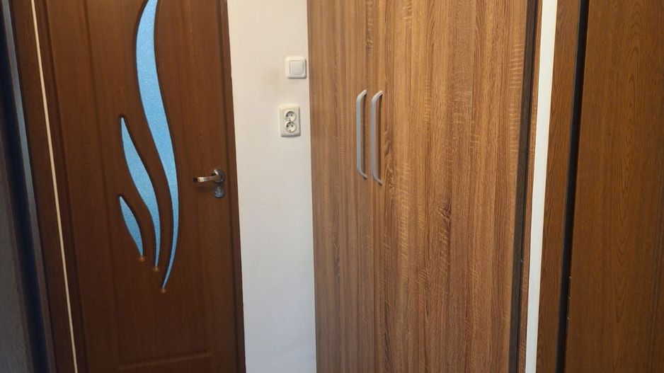 ageuropa.ro vinde apt. 2 cam. 56mp etaj 4 în Micro 16. - Poză 11