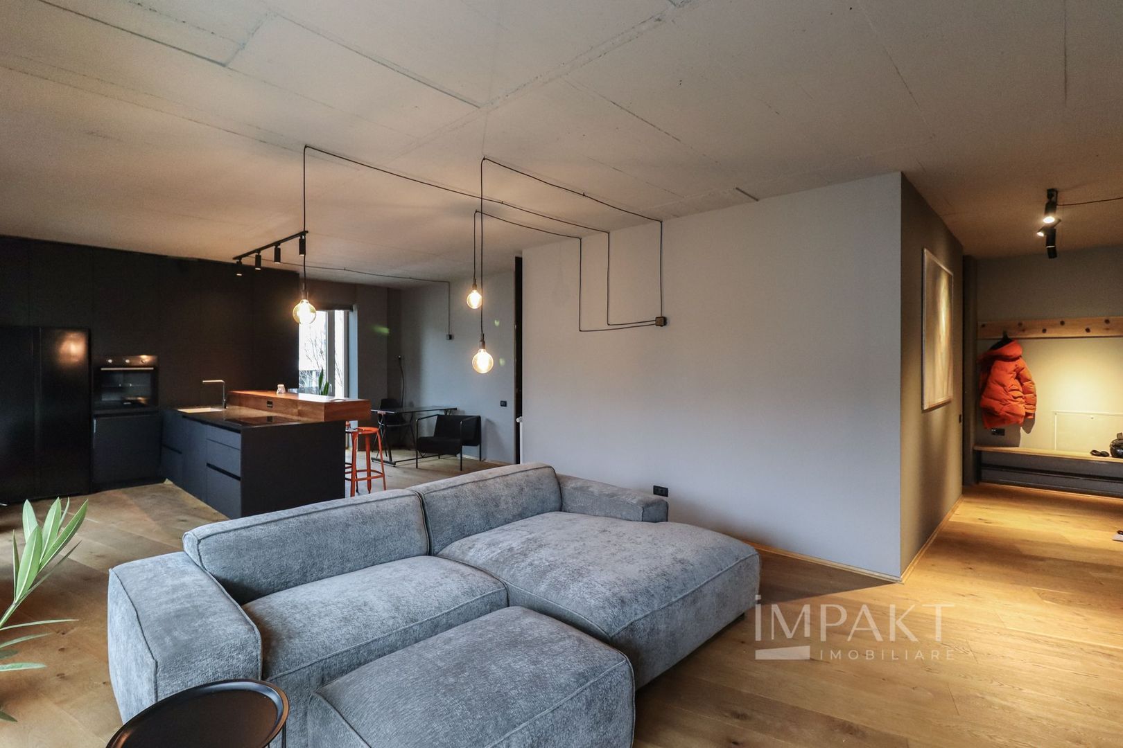 Apartament cu doua camere, stil industrial, zona Parcului Central! - Poză 2