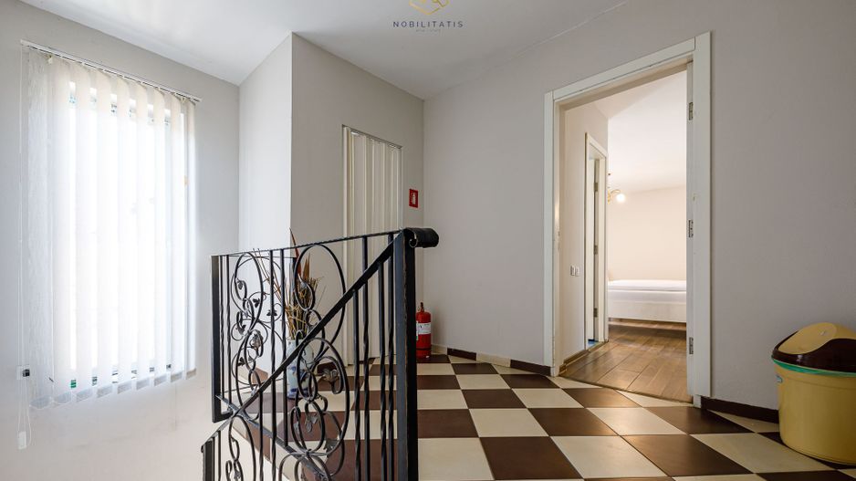 Proprietatea ideala pentru investiție, spații generoase, teren 1.200mp - Poză 12