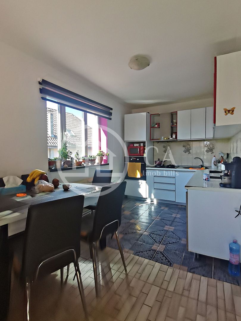 Casa de vanzare cu 4 camere, in zona Iosia, Oradea - Poză 6