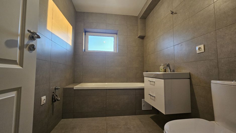 Apartament  cu 2 camere în City Lights Pipera cu vedere spre Padure - Poză 7