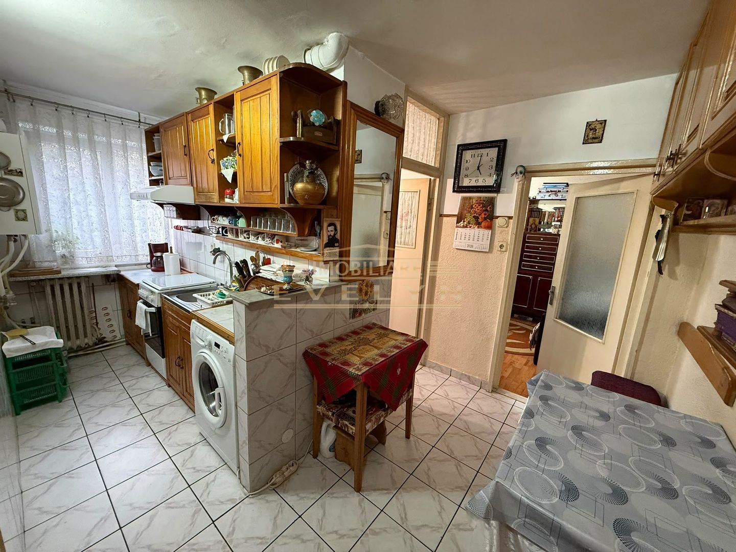 Apartament cu 3 camere de vânzare – Etaj 2- Str. Sucevei - Poză 1