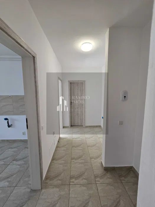 Apartament 2 camere Grand Arena/centrala proprie - Poză 4