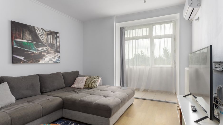 2 camere spatios, B-dul Bratianu, 50 m de metrou, vedere spate - Poză 1