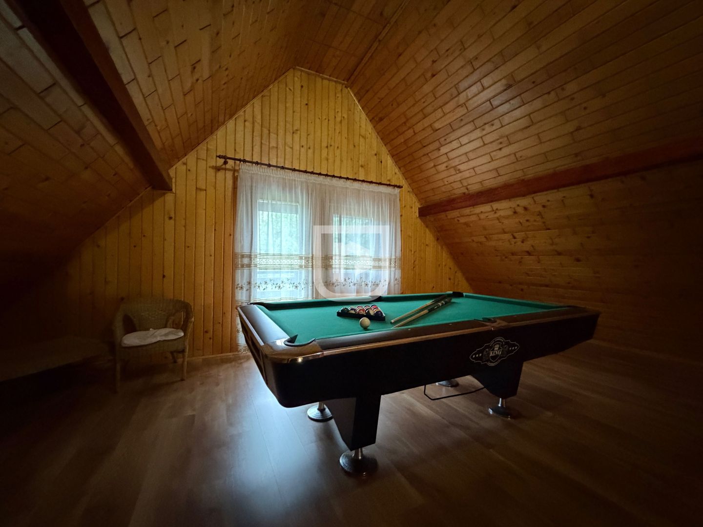 Casa / Pensiune 5 dormitoare Manastirea Humorului - Poză 17