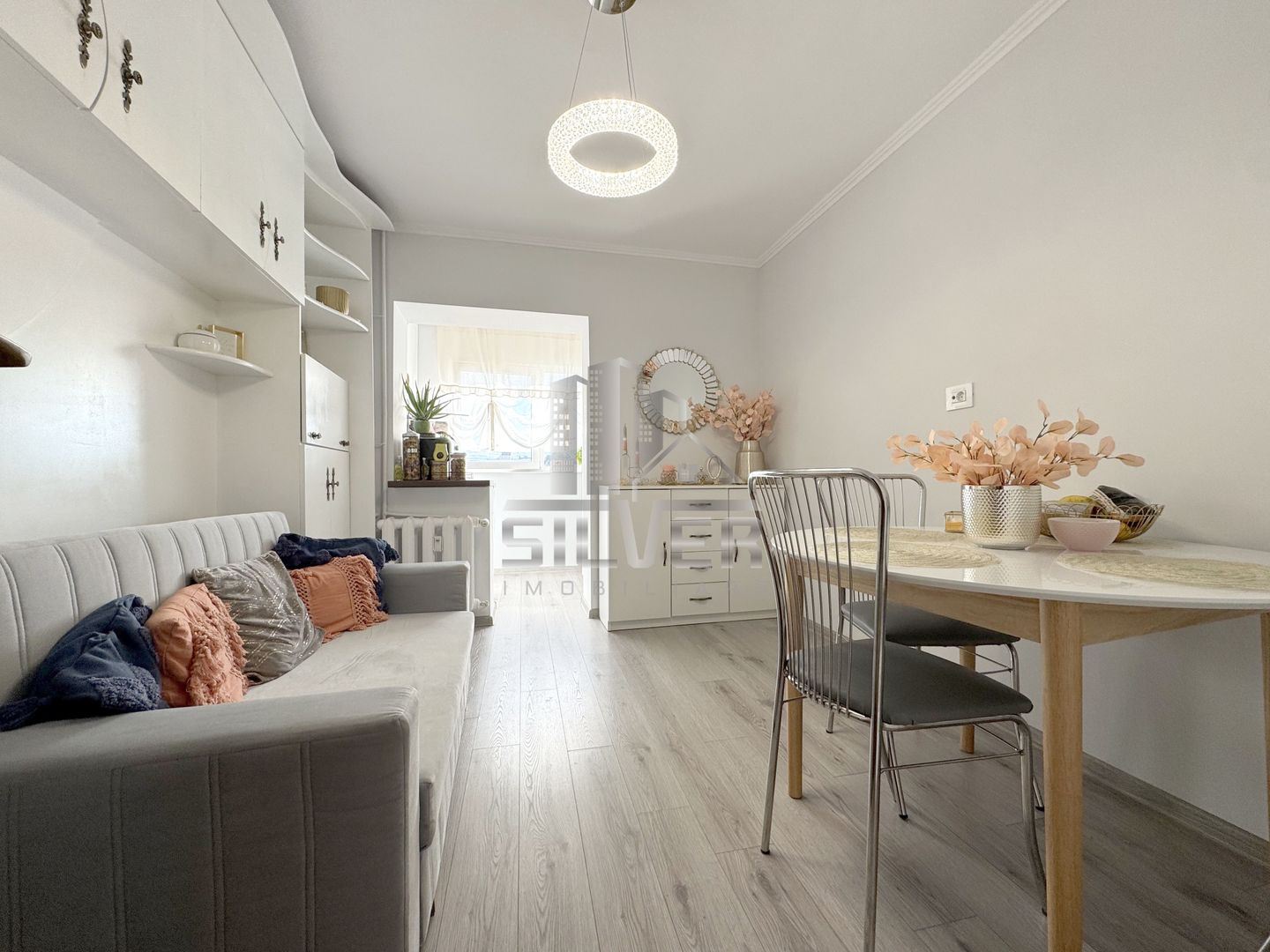 Apartament cu 2 camere la  cheie/62mp/GARAJ. - Poză 4