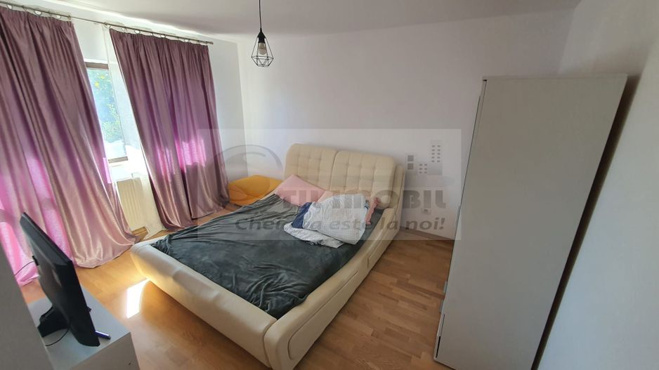 Casa/Vila de inchiriat - 750 euro - Poză 9