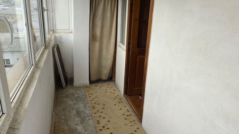 Apartament cu 3 camere, etaj 7, mobilat si utilat, VASLUI - zona GARA; - Poză 8