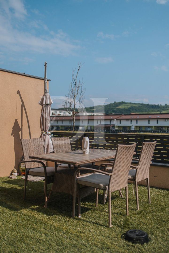 Apartament la cheie / terasa de 50 mp / Zona Terra - Poză 22