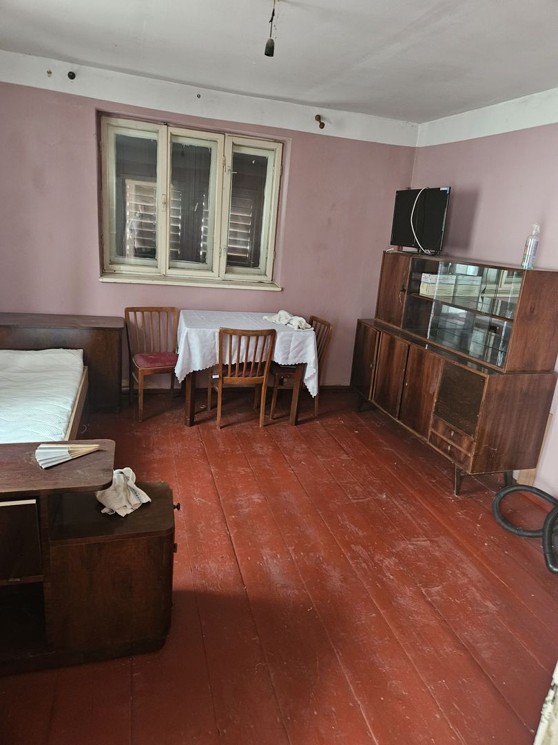 Casa de vanzare în Cunța - Poză 2