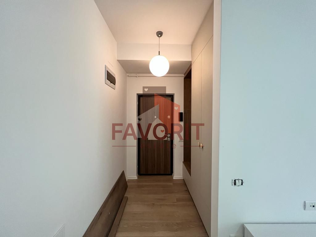 Mobilat si utilat. Vedere la padure. Parcare cu bariera - Poză 6