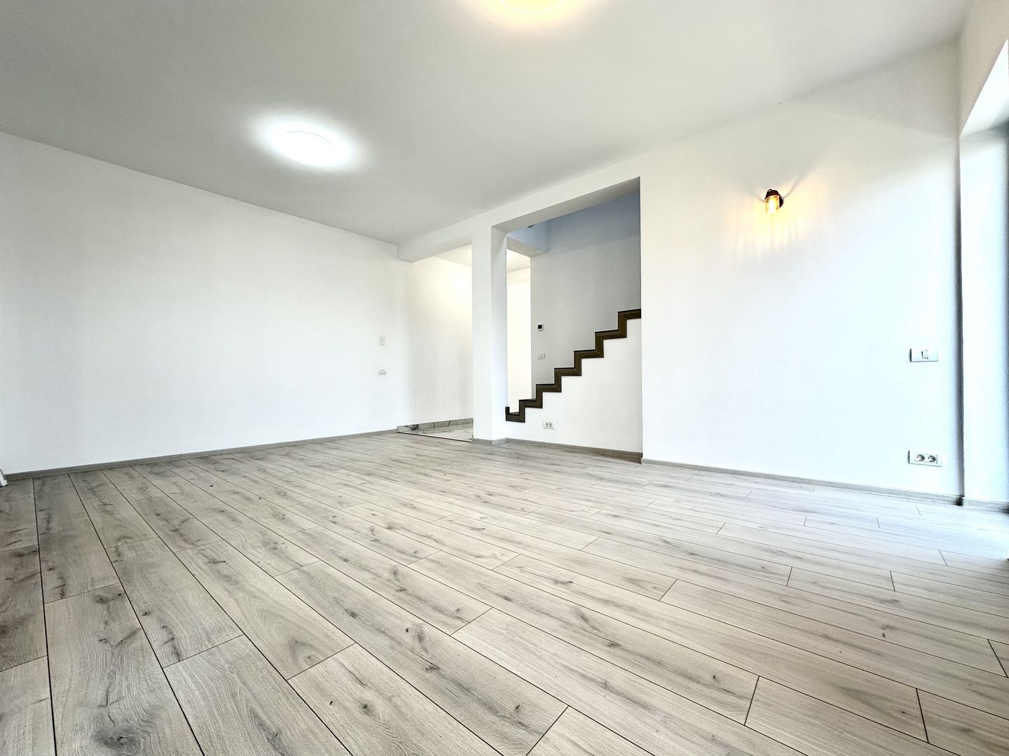 Duplex, proiect deosebit - Mosnita Veche - Poză 28