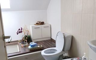 Casa individuala spatioasa si teren mare, pozitie excelenta, Sacalaz - Poză 17