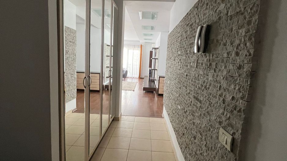 De inchiriat! Apartament spatios, zona exceptionala! - Poză 18