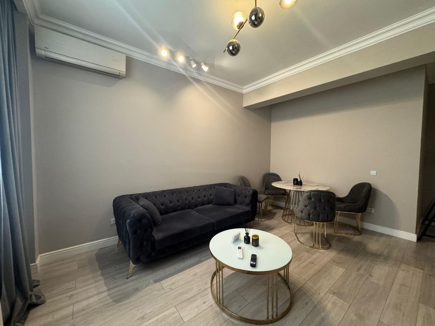 2 camere| BIHARIA- BANEASA| LOC DE PARCARE - Poză 2