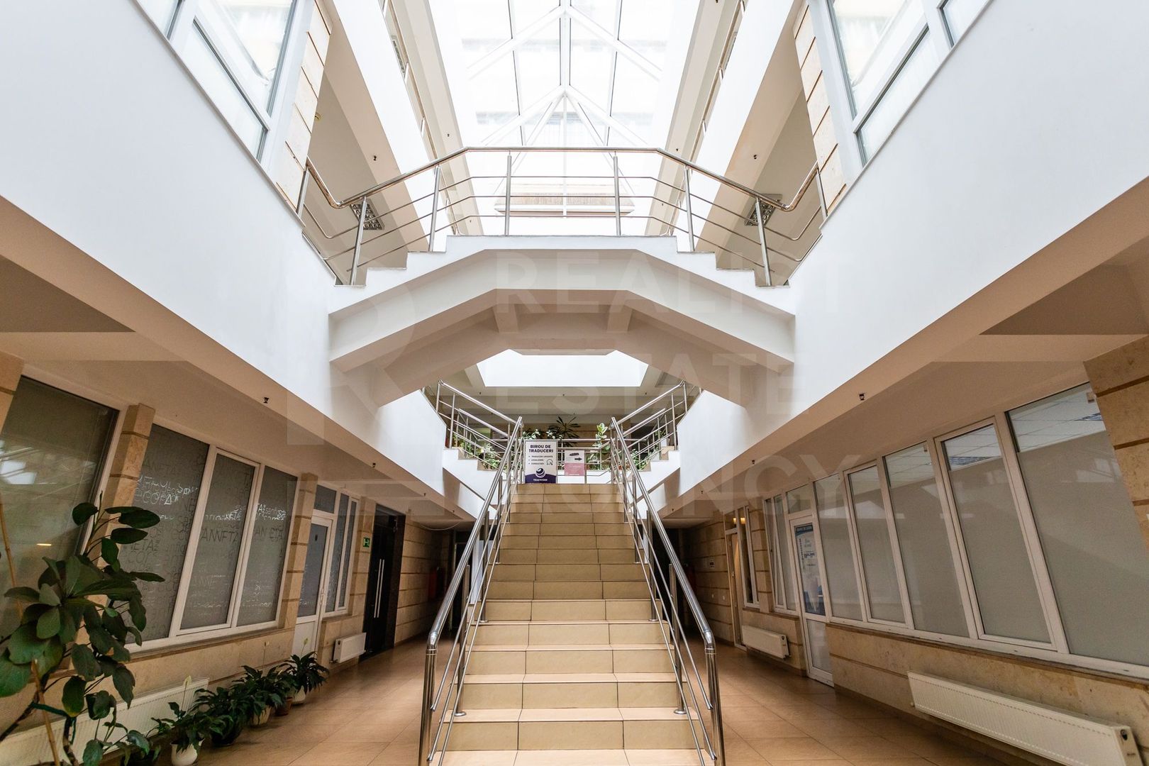 Chisie oficiu, 157 m2, Centru, str. Bucuresti - Poză 3