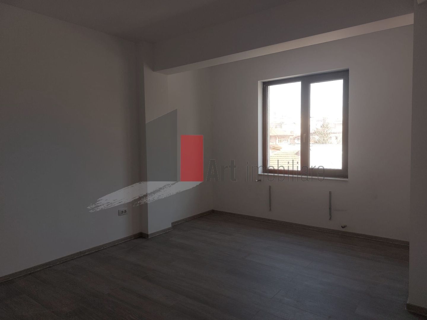 Spatiul "MAGRANA" , P-ta Alba Iulia, imobil 2024, TOTUL NOU, PARCARE INCLUSA - Poză 8