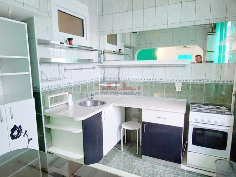 Inchiriere Apartment 3 Camere in VILA  Tineretului - Poză 6