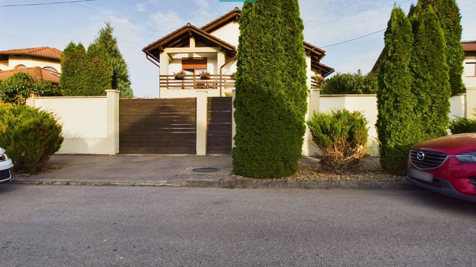 Vilă cu 5 camere de vânzare în zona Aradul Nou - Poză 5