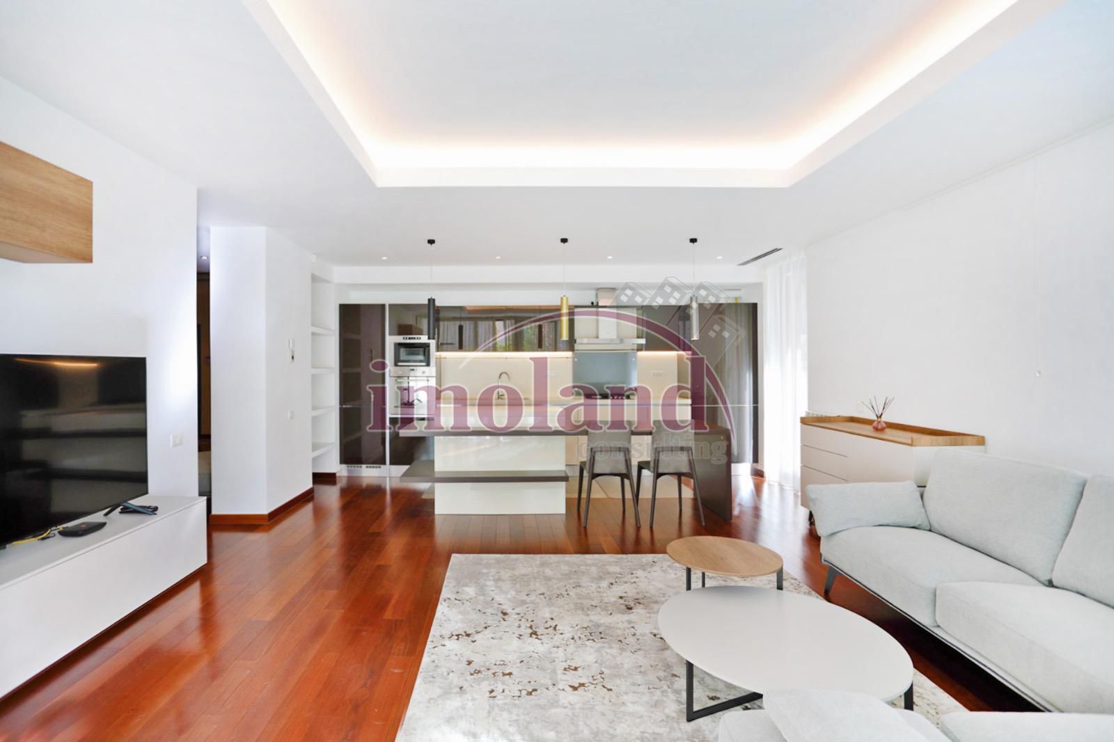 Inchiriere - parter inalt - 4 camere cu terasa - Primaverii - Charles de Gaulle - Poză 1