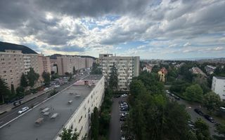 Garsonieră 31 mp-Str. Soarelui-Renovată-Mobilată-Vedere panoramica - Poză 1