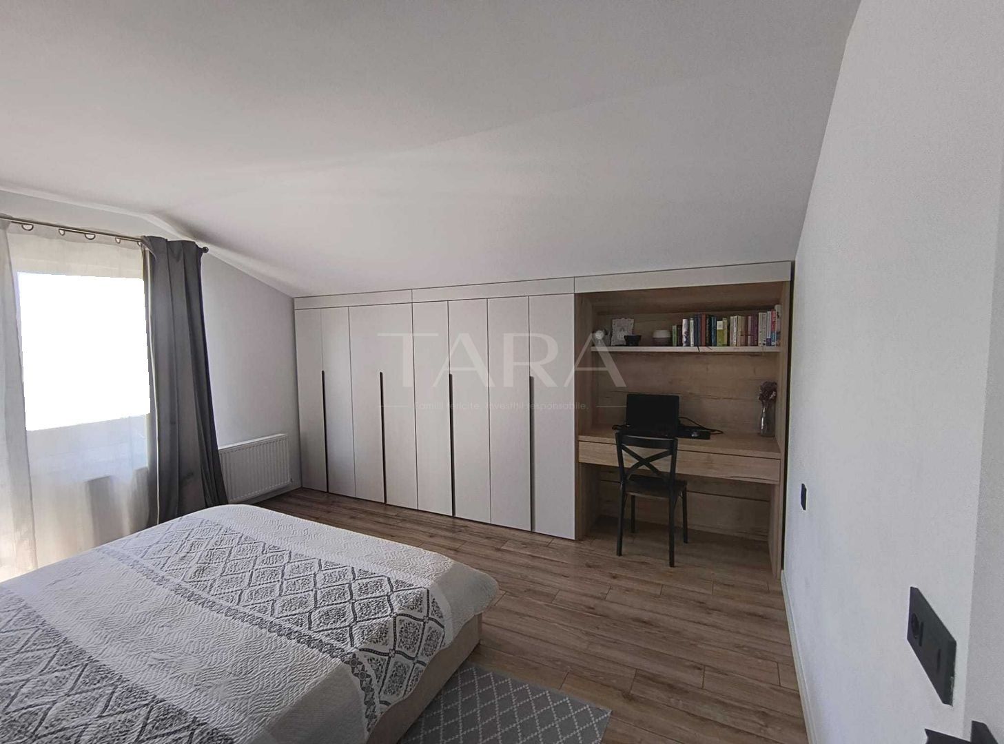 Apartament cu 4 camere in apropiere de aeroport - Poză 2