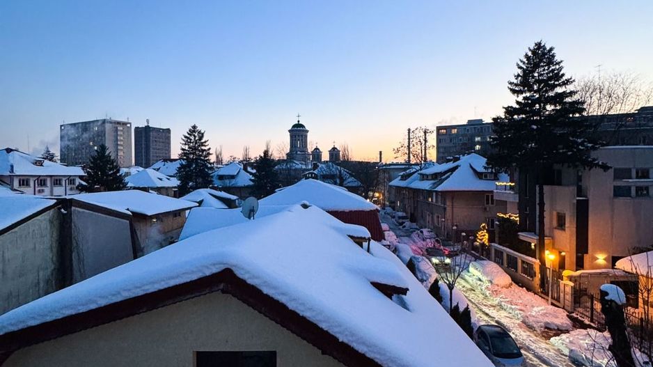 Apartament 2 camere - Domenii, etaj 2/2, centrala noua, curte, boxă, pod. - Poză 22