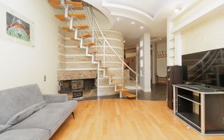 Vânzare, apartament, 3 camere, autonomă, strada Grigore Vieru, Centru - Poză 1