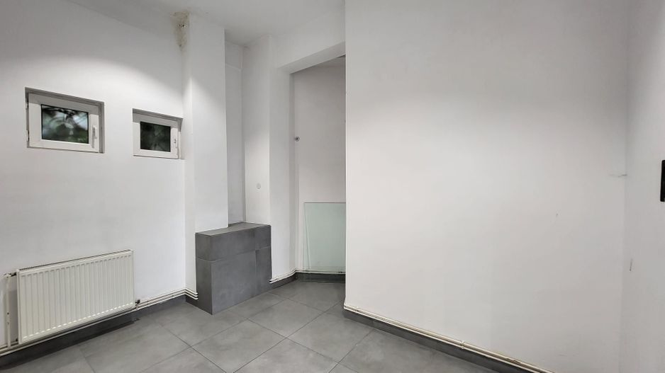 Spațiu comercial de 76 mp  în zona Spitalul Judetean - Poză 8