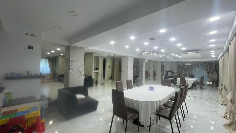 Vila de inchiariat in Herastrau \ Villas Rent in Herastrau area. - Poză 8