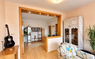Apartament 4 camere decomandate | 101 mp | 2 bai | Cetate - Piata - Poză 2