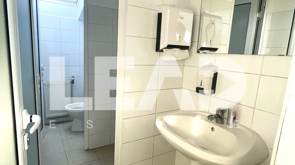 Birouri de inchiriat, open space, 187 mp utili, str Aurel Vlaicu! - Poză 11