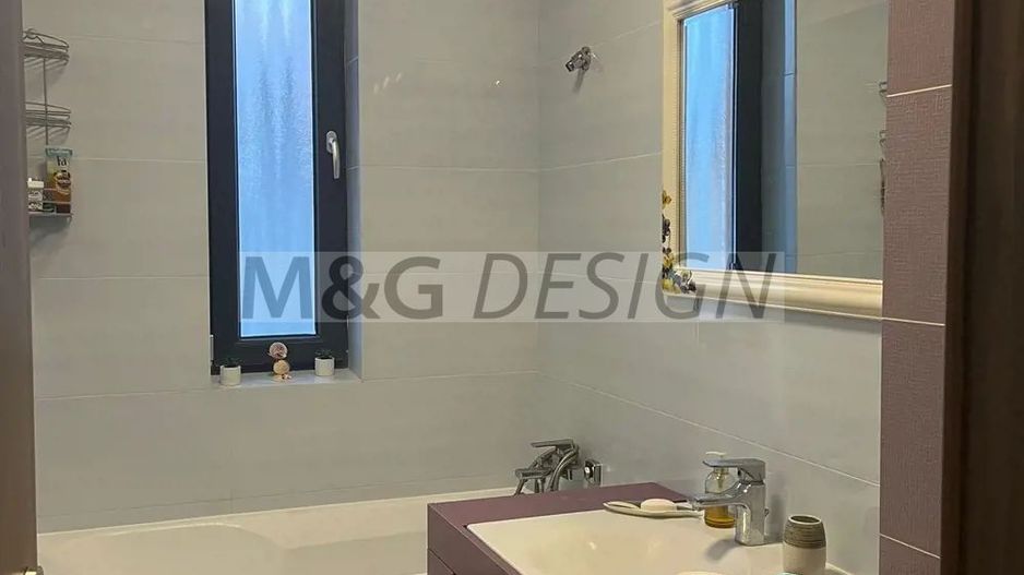 Vand apartament 2 camere Giroc - Poză 2