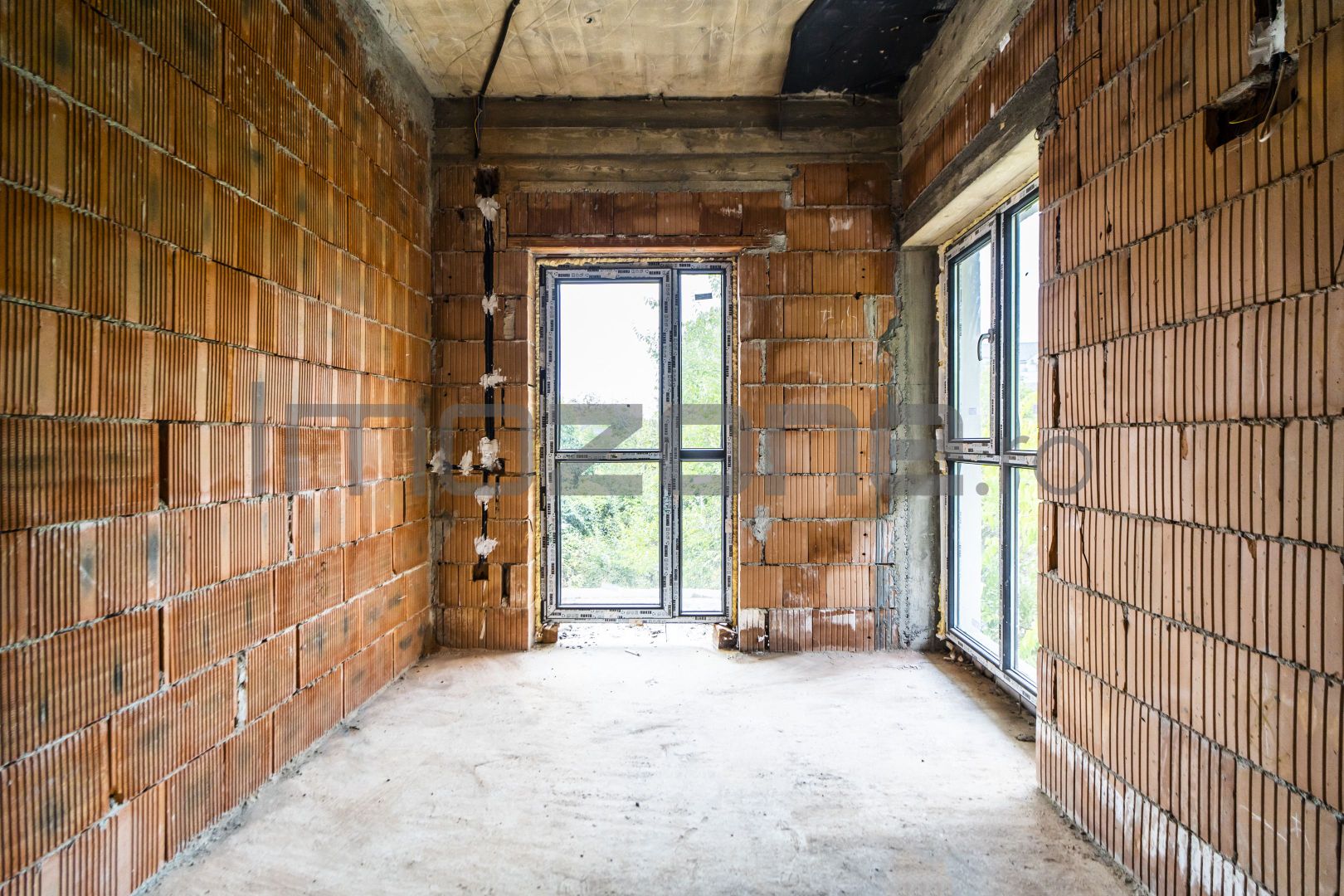 Apartament 3 cam., 2 bai, 2 balc., bloc nou, finisat la cheie, centrala termica - Poză 7