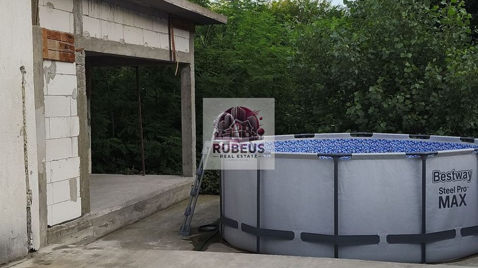 Refugiul la marginea pădurii in Orșova, pe malul Dunării - Poză 24