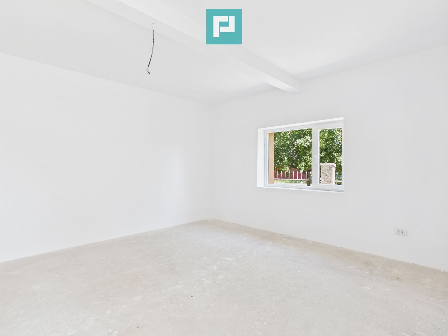 Casa renovata 3 camere Gepiu - Poză 3