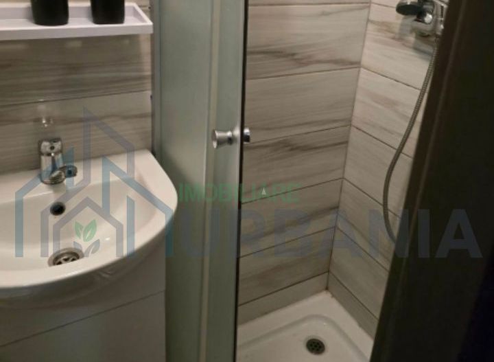 Garsonieră în cămin, 12 mp, Bularga, Iași – WC și duș în casă - Poză 4